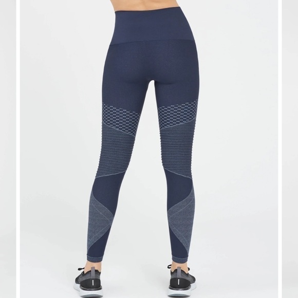 SPANX Look At Me Now Seamless Moto Leggings Indigo Sky size Large - Picture 2 of 12